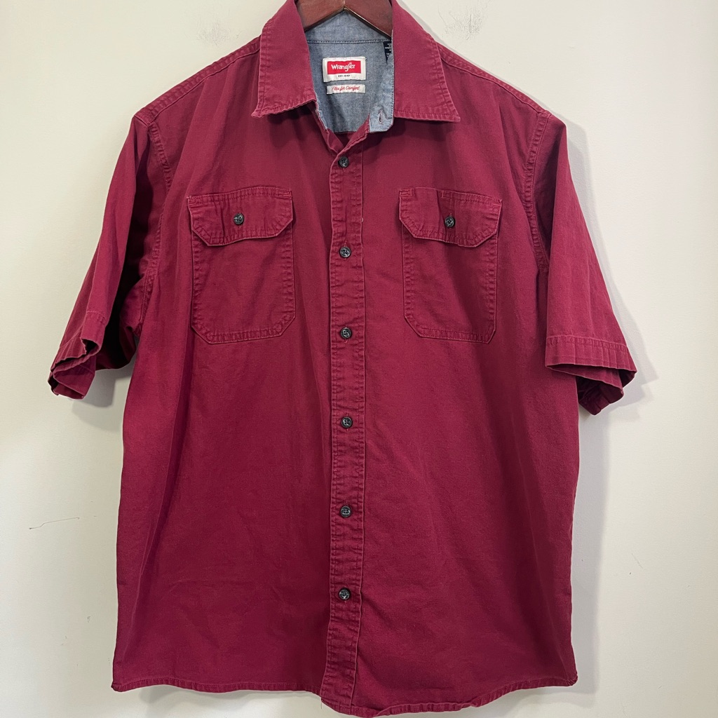 Wrangler Men's Short Sleeve Button Down Shirt Size Medium